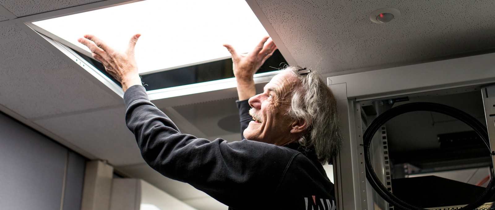 Topbanner_Algemeen_MES_plaatsing_LED_paneel